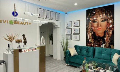 1x ca. 60 Min. Microneedling mit auf die Haut abgestimmtem Wirkstoffserum