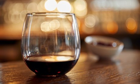 Verkostung von 10 authentischen mediterranen Weinen einschließlich Likör (für 6 Personen)