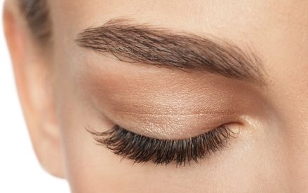 In der 3D- oder 4D-Wimperntechnik inkl. Refill: Wimpernverlängerung mit bis zu 160 Seidenwimpern pro Auge