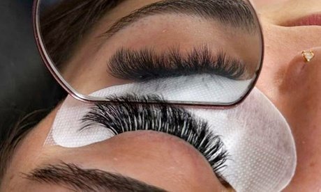 Wimpernverlängerung Light Volumen -Technik (Neuauflage)