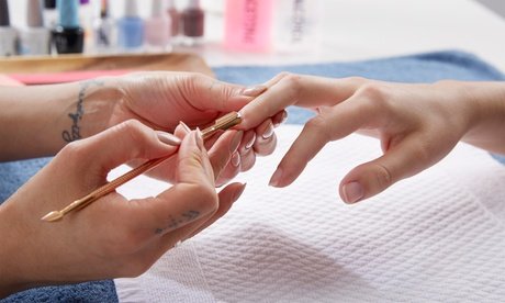 Ca. 45 Min. Klassische Kosmetik für 1 Person (Azubi Angebot)