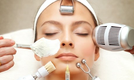 60-75 Min. Microneedling und Lichttherapie inkl. Vitamin-C-Ampulle für 1 Person