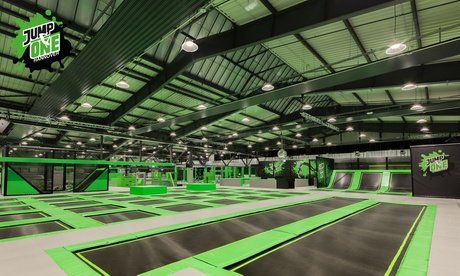 Für 6 Personen: 2 Std. Eintritt bei JUMP/ONE