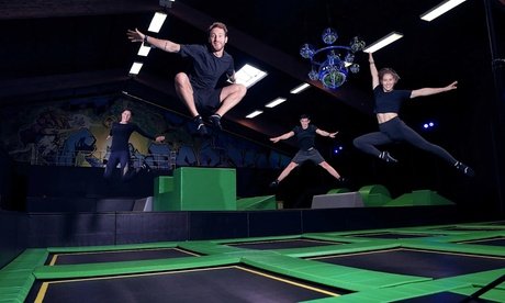 Für 4 Personen - 120 Min. Eintritt bei Superfly