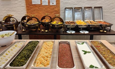 Für 1 Person: Orientalisches All-You-Can-Eat & Drink