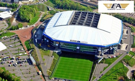 Für 2 Personen: 30 Min. Hubschrauber-Rundflug