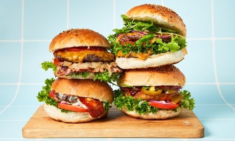 Für 4 Personen:Premiumburger nach Wahl mit Pommes frites