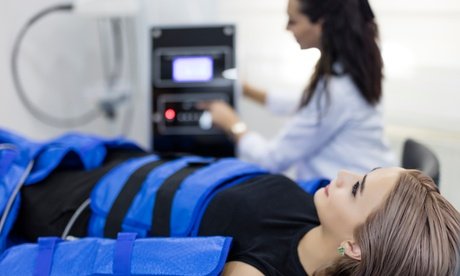 Für die Arme: 3x 40 Min. maschinelle Lymphdrainage