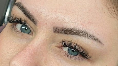Kombi-Paket: Augenbrauen- und Wimpern-Lifting für 1 Person