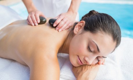 90 Min Hot-Stone-Massage warme Orangen-Massage & Begrüßungsgetränk für 1 Person