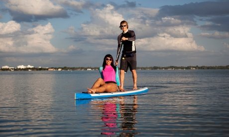 1 Person für 1 Tag: Stand-Up-Paddelboard-Ausleihe (ab 16 Jahre)