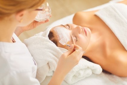 60 Min. GREEN PEEL® inkl. Ausreinigung für 1 Person