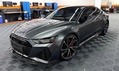 Fahrzeugaufbereitung Carizma Gold - Das Glanz-Paket (Mo.-Do. & Sa. einlösbar)