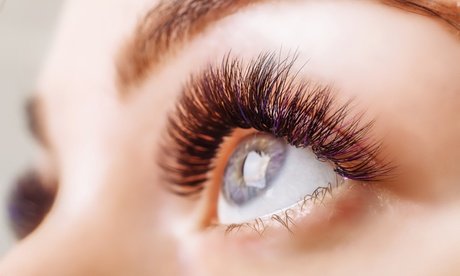 Kombipaket: Wimpern- und Brow-Lifting inkl. Färben und Zupfen