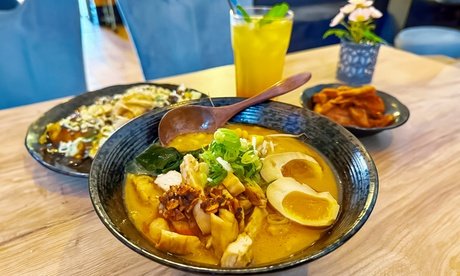 Für 4 Personen: Japanisches Ramen-Menü mit Beilage & Eistee (einlösbar Mi. & Fr. von 12:30 - 15:30 Uhr)