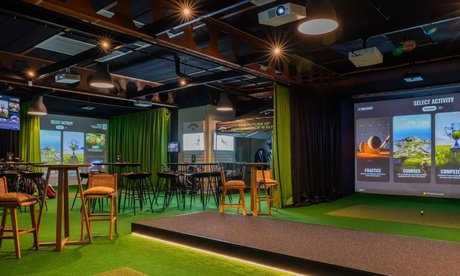 60 Min. Indoor Golf Game für bis zu 4 Personen