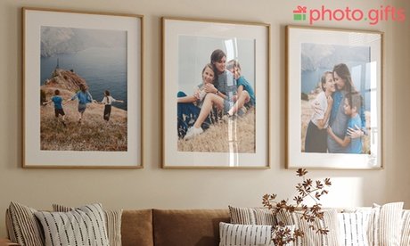 30 x 20 cm (Hoch- oder Querformat): Eigenes Foto im Rahmen (zzgl. Versandkosten)