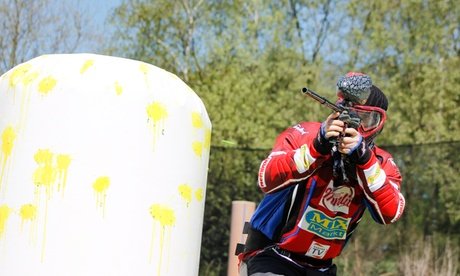 Für 12 Personen: 2 Std. Paintball Indoor und Outdoor am So. von 10-14 Uhr (ab 18 Jahre)