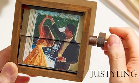 1 personalisierbarer Handkurbel-Fotorahmen (zzgl. Versandkosten)