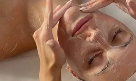 Basis-Gesichtsbehandlung