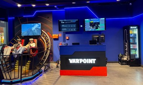 Für 4 Personen: Virtual Reality Abenteuer (VR mixed Attraktionen) (einlösbar Mo. - Do. 10-19h)