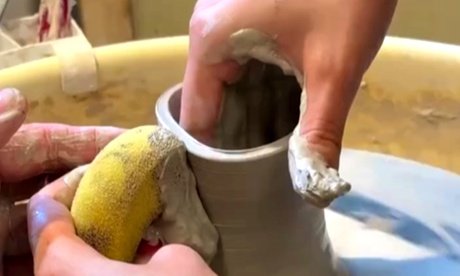 Für 4 Personen: Valentinstagsspecial - 2-stündiger Töpferkurs mit Prosecco