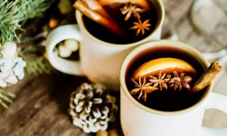 2 für 1: Weihnachtlicher Glühwein in der Soot Bar für 2 Personen