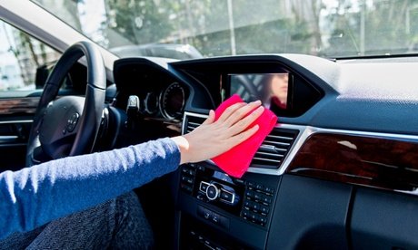 Für 1 Pkw: Komplett-Innenraumreinigung inkl. Nanoversiegelung der Windschutzscheibe