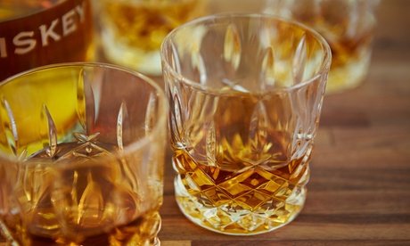 Für 1 Person: 2 5 Stunden Irish Whiskey Tasting (einlösbar ab 18 Jahren)
