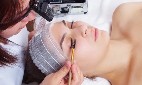 Kombi-Paket: Augenbrauen- und Wimpern-Lifting für 1 Person