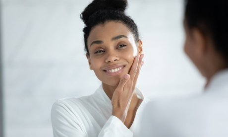 Mit 5 Fäden: Faden-Lifting-Behandlung für eine Zone nach Wahl