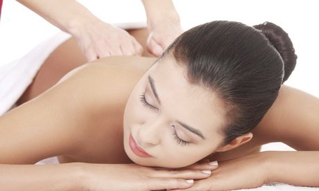 60 Min. Ganzkörpermassage inkl. 20 Min. Natur-Fangopackung