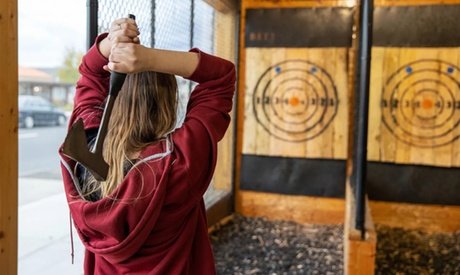 Für 2 Personen: 2 Std. Axt- & Messerwerfen