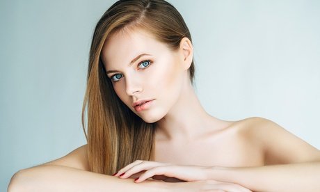 60 Min. Microneedling-Behandlung für Gesicht Hals & Dekolleté