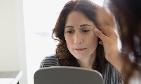 Mit 1 ml Hyaluron: 8-Punkte-Gesichtsbehandlung (bei leichten Falten)