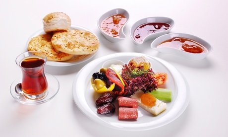 Vegetarisches türkisches 3 Gänge Menü für 4 Personen