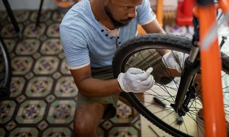 Für 2 Lastenfahrräder: Große Fahrrad-Inspektion