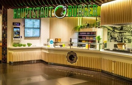 Für 4 Personen: Bowl nach Wahl inkl. alkoholfreies Getränk