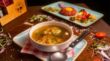 Für 4 Personen: 3-Gänge- Almrausch Menü nach Wahl im Restaurant Almrausch