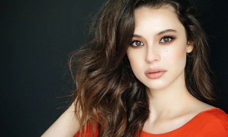 Wertgutschein über 30 € auf alle Dienstleistungen für 1 Person