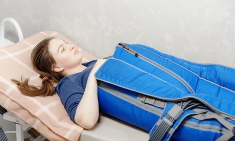 1x Druckwellen-Massage