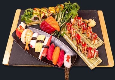 Sushimenü inklusive Frühlingsrollen für 2 Personen