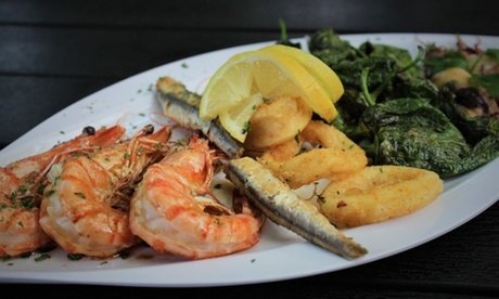 Für 2 Personen: Tapas-Reise in 8 Gängen