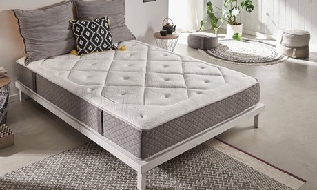 Matratze: 90 x 200 cm