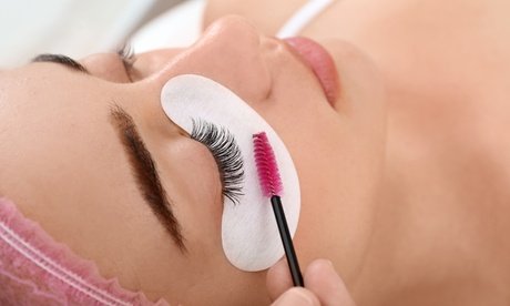 Wimpernverlängerung mit 1:1-Technik