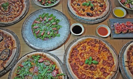 Für 1 Person: 1 authentische US-Pizza nach Wahl