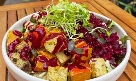 Für 4 Personen: Bowl nach Wahl zum Mitnehmen