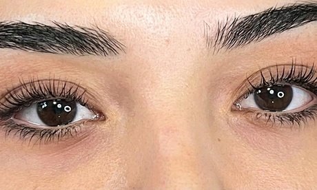 Brow-Lifting inkl. Farbe für 1 Person