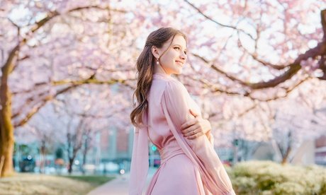 Inkl. 2 Bilder als Datei: 60 Min. Outdoor-Fotoshooting in Wunschkulisse