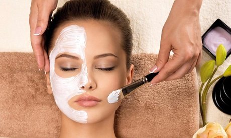 1x 90 Min. Gesichtsbehandlung mit Tiefenreinigung inkl. 20 Min. Gesichts-Massage